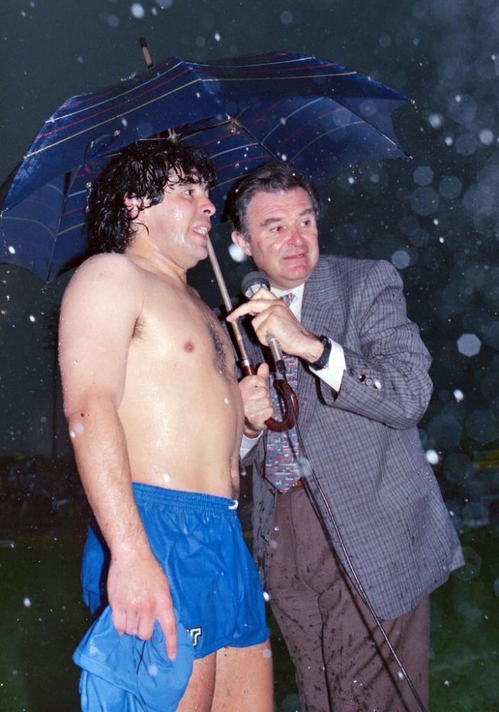 La vida de excesos y escándalos de Maradona