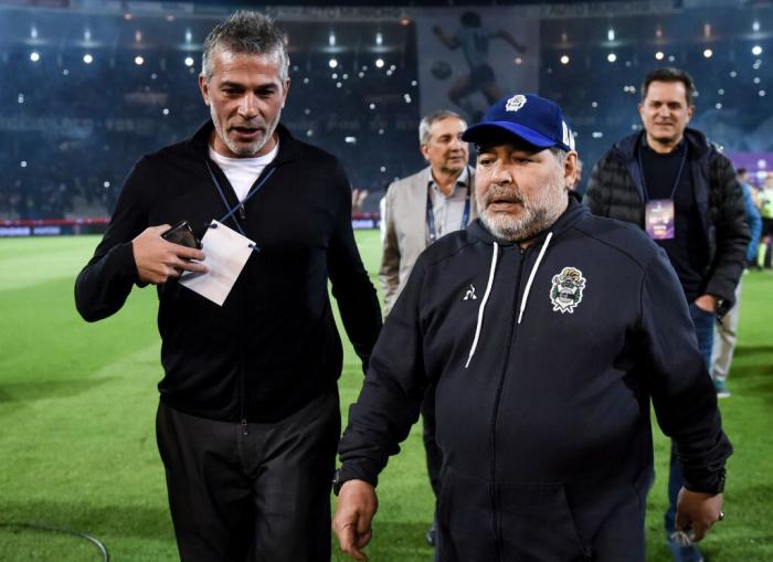 La vida de excesos y escándalos de Maradona