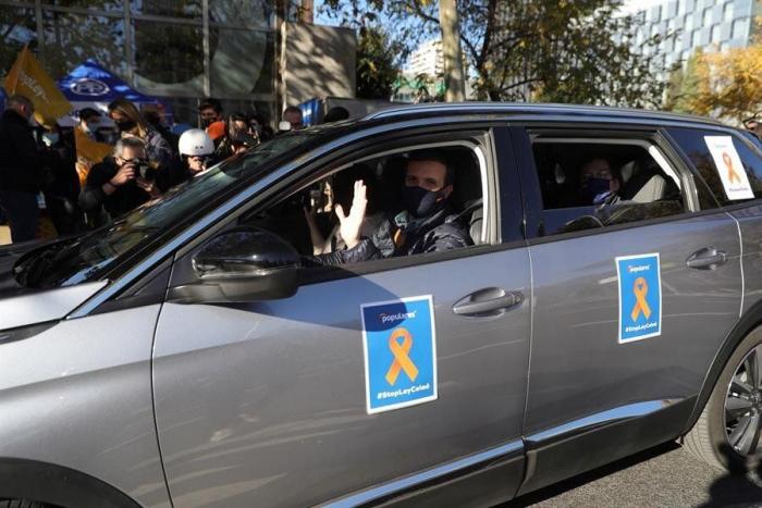 Raphael carga contra esta decisión del Gobierno: "Me parece una barbaridad"