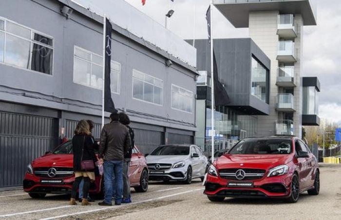 A todo gas con un Mercedes AMG por las calles de Madrid sin salir del circuito