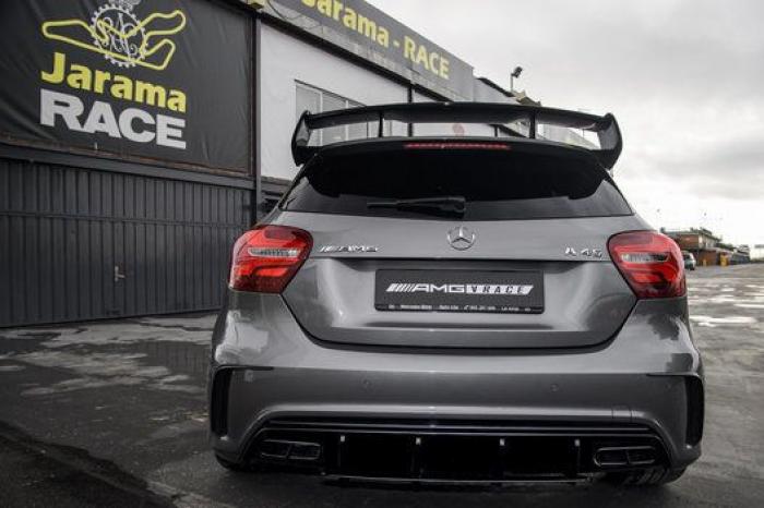 A todo gas con un Mercedes AMG por las calles de Madrid sin salir del circuito