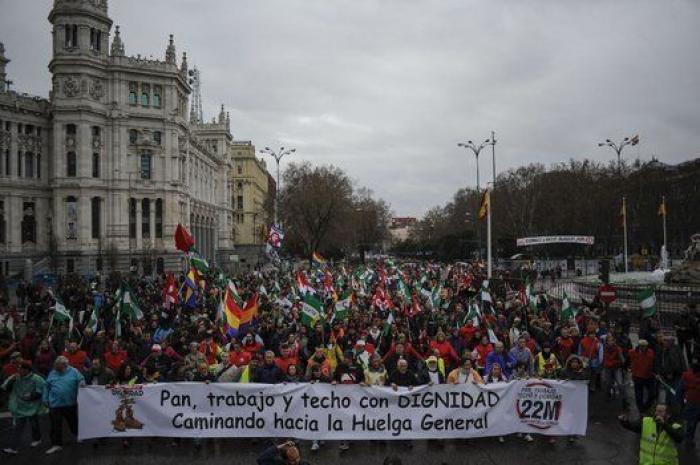 Miles de personas en las Marchas de la Dignidad: "Pan, trabajo, techo y dignidad"