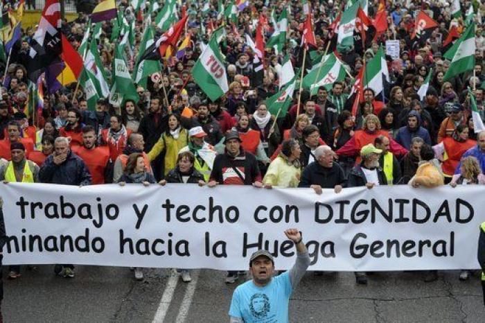 Miles de personas en las Marchas de la Dignidad: "Pan, trabajo, techo y dignidad"
