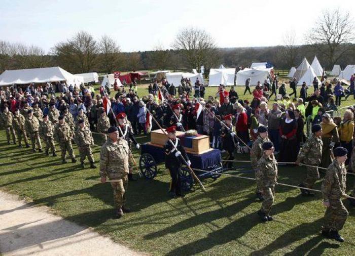 La catedral de Leicester recibe los restos del rey inglés Ricardo III