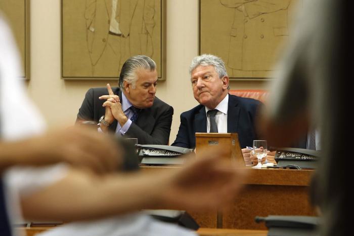 El 'dardo' de Willy Bárcenas a Pablo Casado en 'Liarla Pardo' por su "viva el rey"