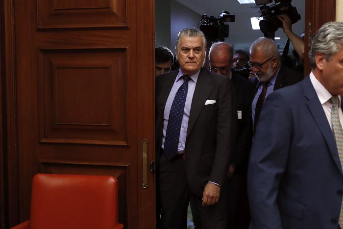 El 'dardo' de Willy Bárcenas a Pablo Casado en 'Liarla Pardo' por su "viva el rey"