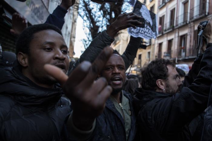 El Ayuntamiento dice que la Policía no actuó contra Mbaye en los momentos previos a su muerte