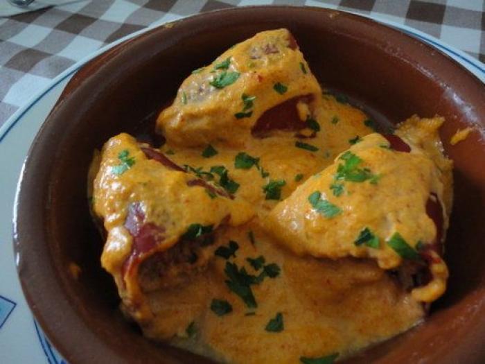 ¿Qué diferencia hay entre los pimientos verdes, los amarillos, los naranjas y los rojos?