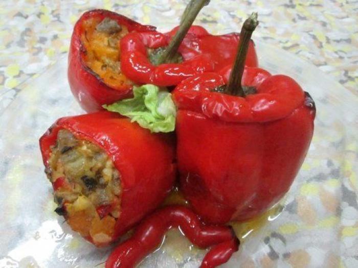 ¿Qué diferencia hay entre los pimientos verdes, los amarillos, los naranjas y los rojos?