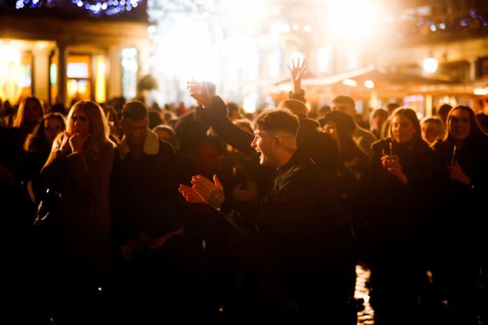 Si esta no es la primera mutación del coronavirus, ¿por qué preocupa tanto?