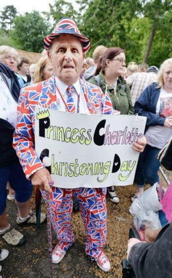 Bautizan a la princesa Carlota con el recuerdo de Diana de Gales muy presente (FOTOS)