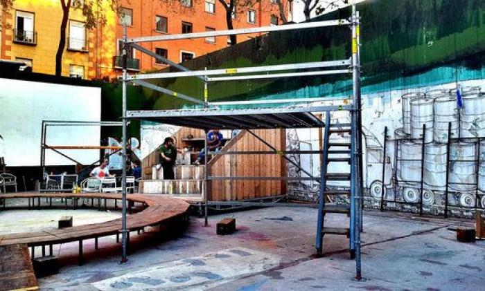 Campo de Cebada, manual de montaje de una plaza hecha a mano por y para los vecinos