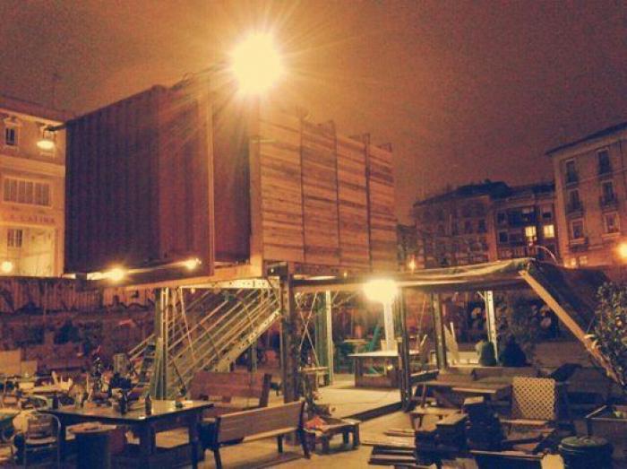 Campo de Cebada, manual de montaje de una plaza hecha a mano por y para los vecinos