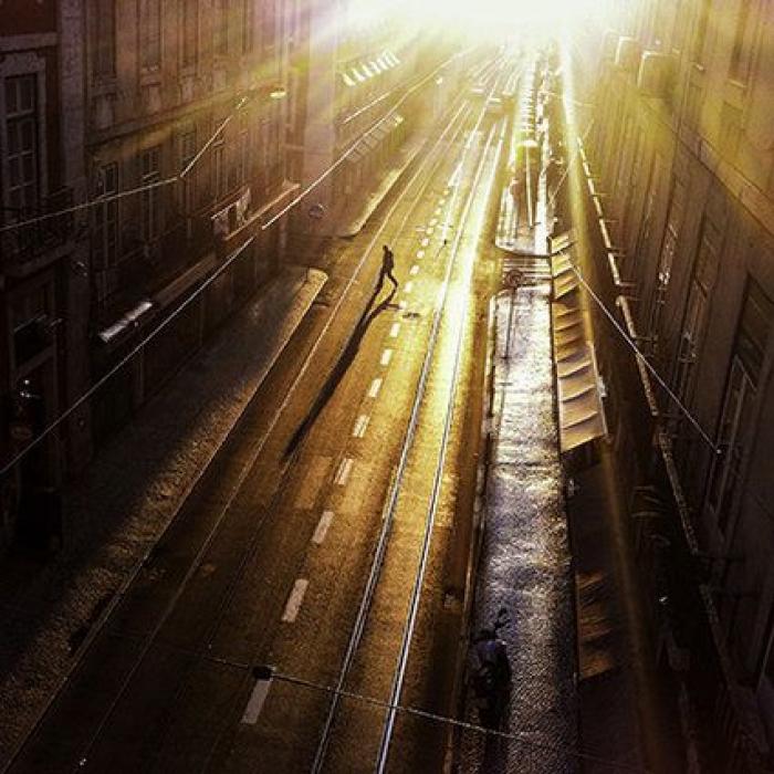 Cómo protegerte del 'stalkerware' para que otras personas no puedan controlar y espiar tu móvil