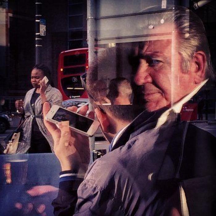 Cómo protegerte del 'stalkerware' para que otras personas no puedan controlar y espiar tu móvil