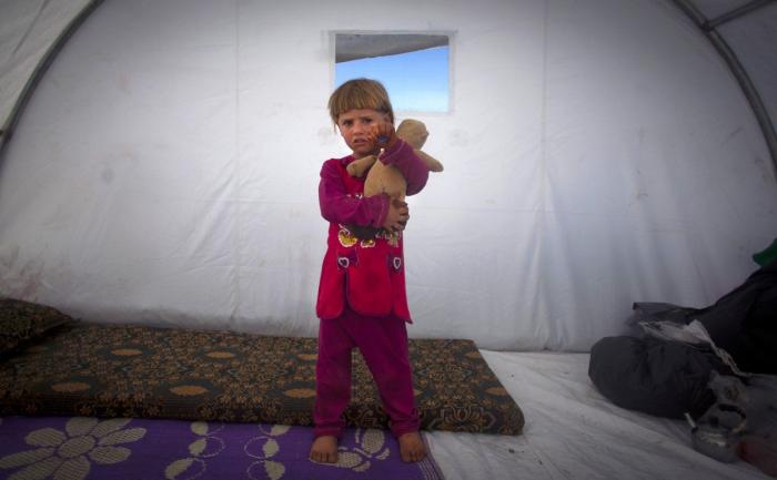 Al menos 32 niños han muerto de frío en un campo de refugiados en Siria