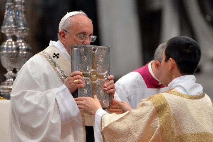 El papa Francisco quiere más curas "con olor a oveja" y menos con "cara de vinagre"