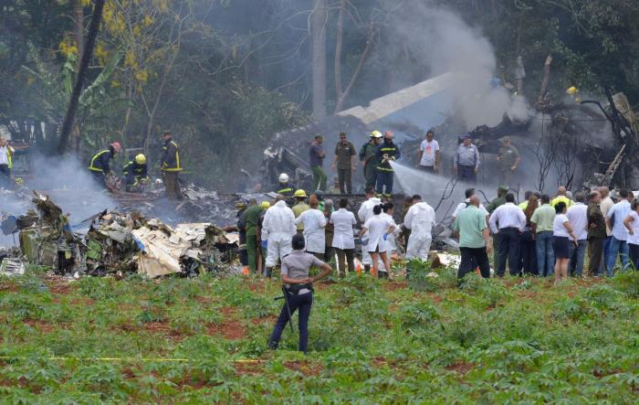 Al menos cien muertos tras estrellarse un avión de pasajeros poco después de despegar desde La Habana