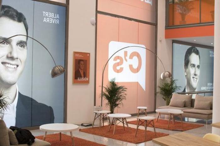 Villacís suelta un 'zasca' a Podemos y niega que se cuestione a Rivera