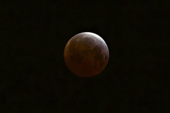 Las impresionantes imágenes de la 'luna de sangre' (FOTOS)