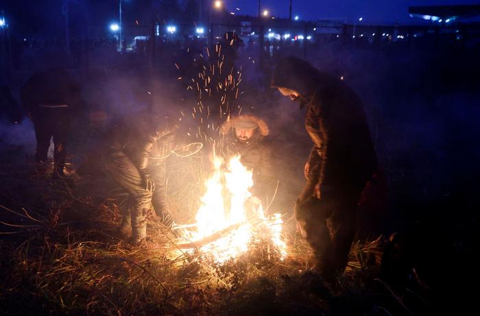 De dónde son y cómo llegan a Bielorrusia los migrantes que tratan de cruzar a Europa