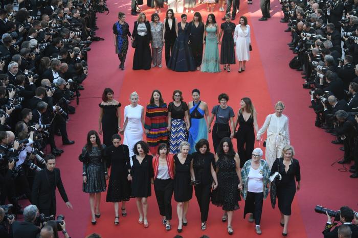 82 mujeres del cine exigen igualdad salarial en la alfombra roja de Cannes