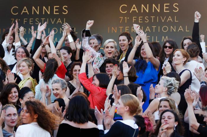 82 mujeres del cine exigen igualdad salarial en la alfombra roja de Cannes