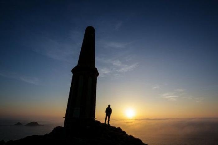 Niños de ocho años haciendo acrobacias y otras fotos del miércoles