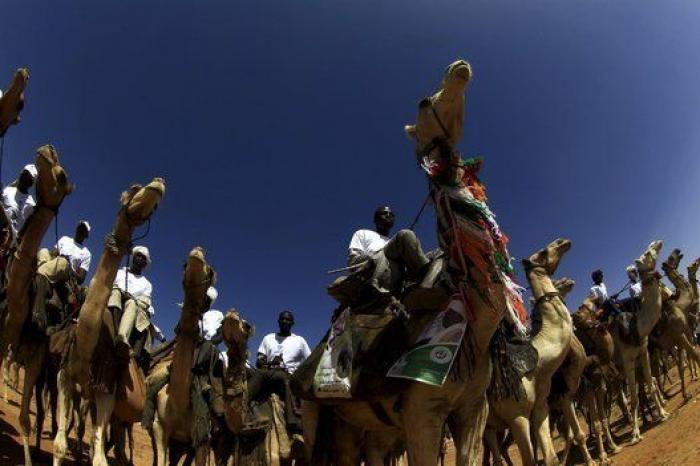 Niños de ocho años haciendo acrobacias y otras fotos del miércoles
