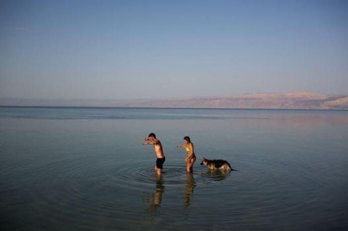 Niños de ocho años haciendo acrobacias y otras fotos del miércoles