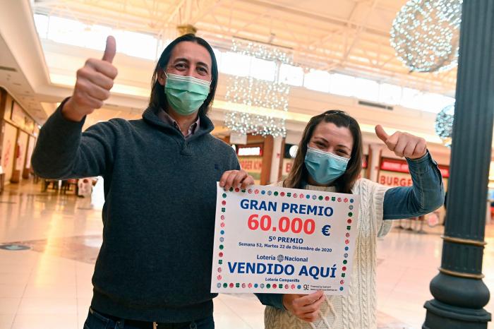 Una cadena de décimos misteriosos, protagonista del anuncio de la Lotería de Navidad 2021