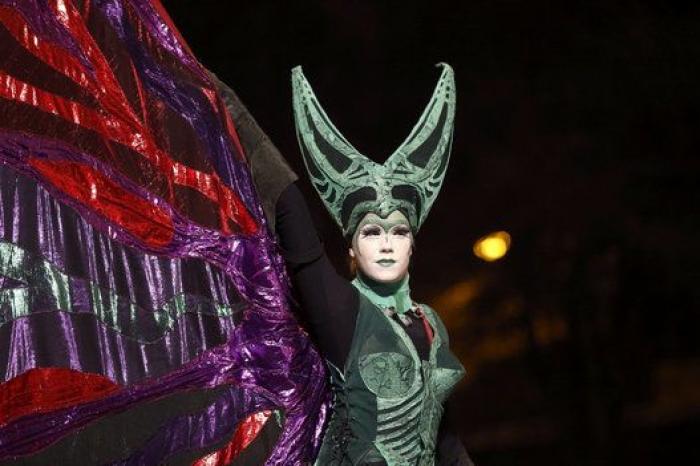 Twitter no perdona a Manuela Carmena los aciertos de la cabalgata de Madrid