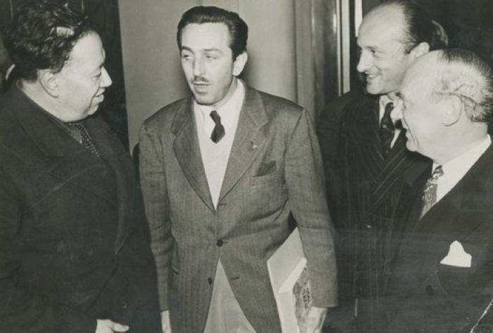 Estas 10 fotografías captan a la perfección la cautivadora belleza de Frida Kahlo