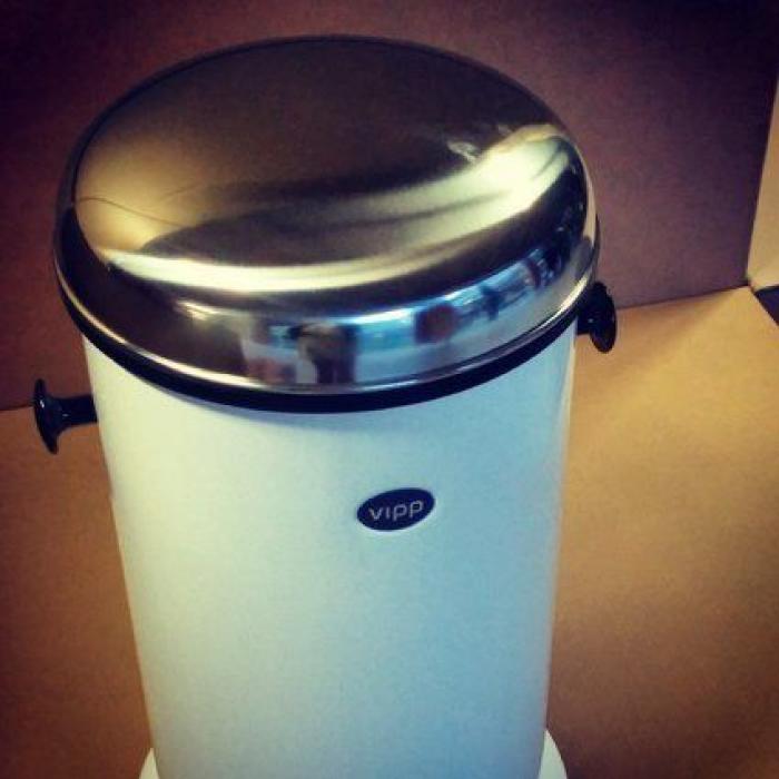 Tu cafetera, tu grapadora y tus vasos son iconos: los objetos cotidianos clave del siglo XXI