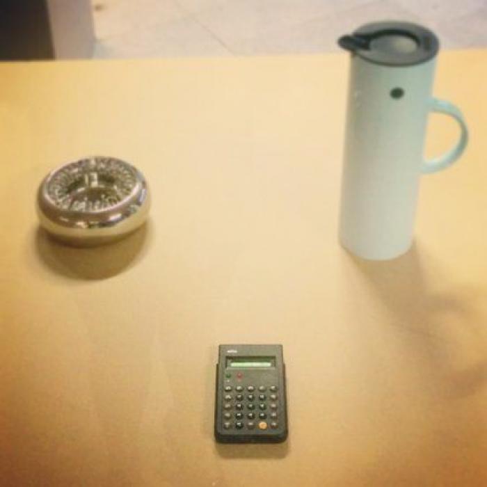 Tu cafetera, tu grapadora y tus vasos son iconos: los objetos cotidianos clave del siglo XXI