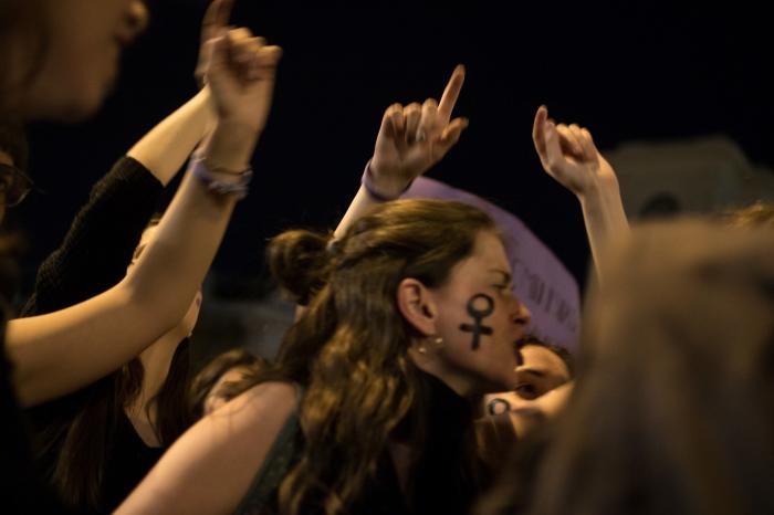 Miles de personas marchan en Madrid por la igualdad