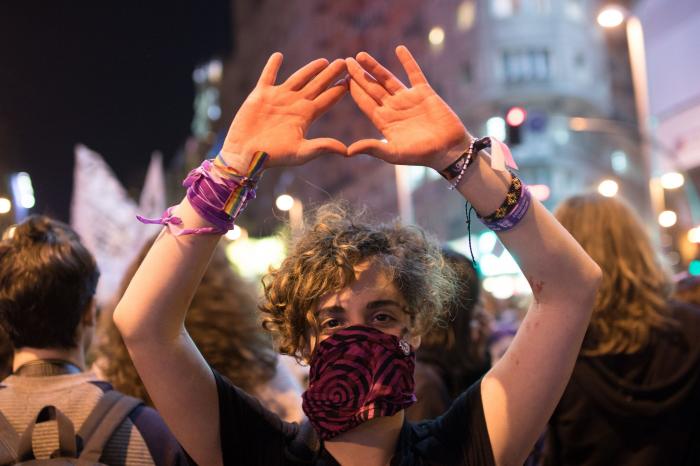 Miles de personas marchan en Madrid por la igualdad