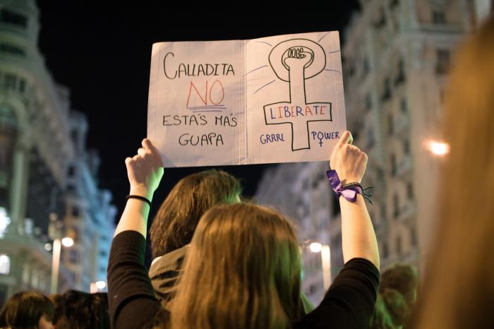 Miles de personas marchan en Madrid por la igualdad