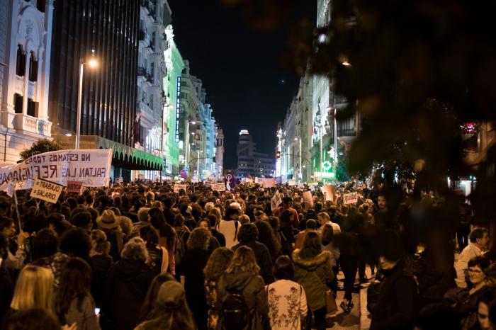 Miles de personas marchan en Madrid por la igualdad