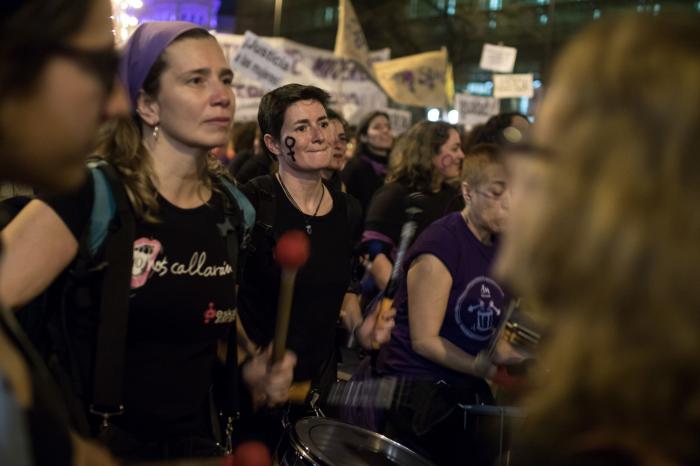 Miles de personas marchan en Madrid por la igualdad