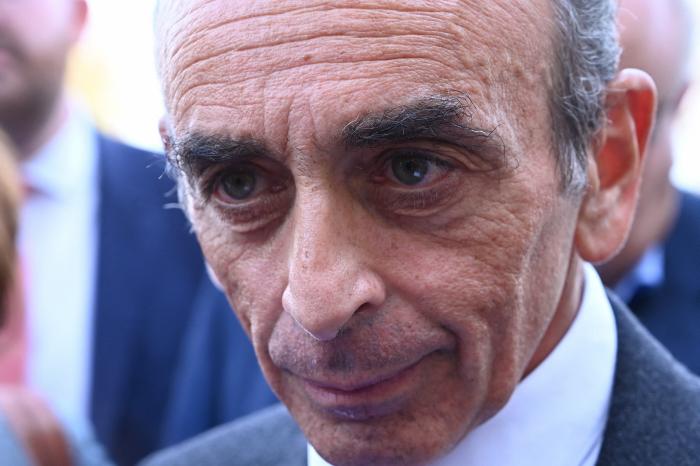 Zemmour pregunta a un niño por qué fueron sus padres a Francia y él le deja en ridículo mundial