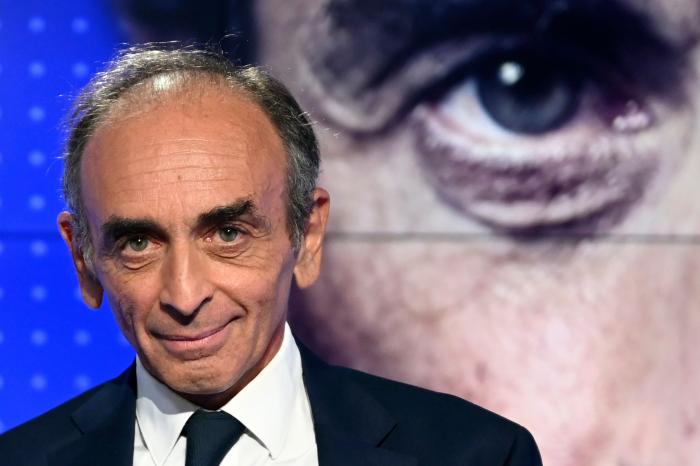 Zemmour pregunta a un niño por qué fueron sus padres a Francia y él le deja en ridículo mundial