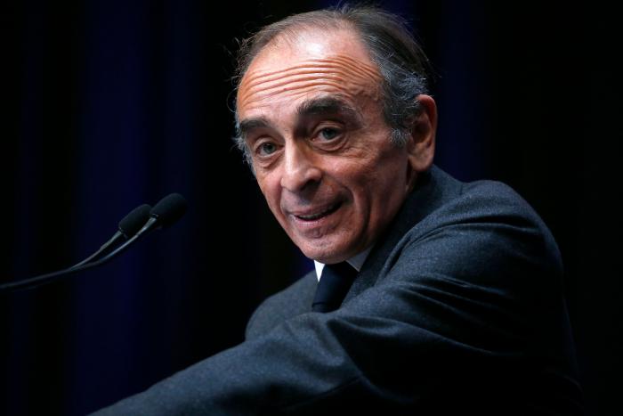 Zemmour pregunta a un niño por qué fueron sus padres a Francia y él le deja en ridículo mundial