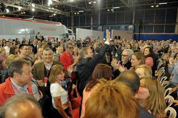 Manuel Robles, el alcalde en el que se fija el PSOE