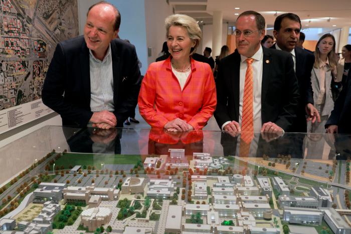 Von der Leyen impulsa la exportación de gas israelí a la UE en su visita a la región