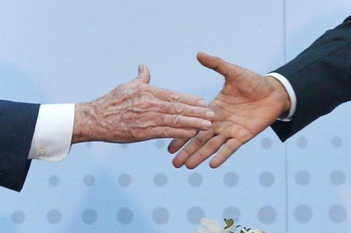 Las fotos de la reunión histórica entre Obrama y Castro: "La guerra fría ha acabado"