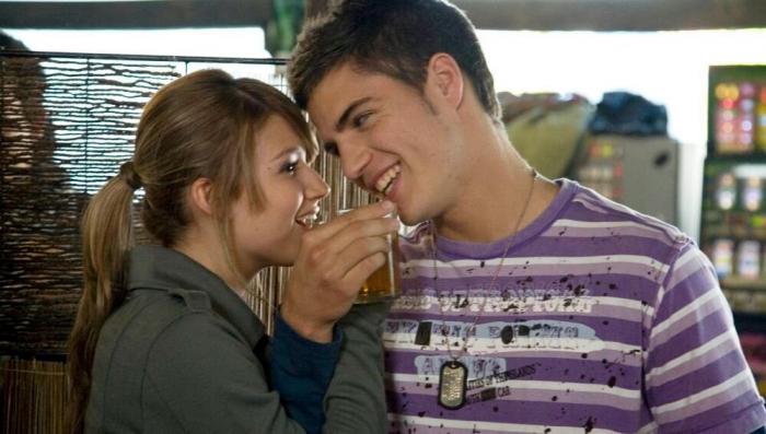 El percance de Angy Fernández que le ha amargado la alegría por 'Física o Química: El Reencuentro'