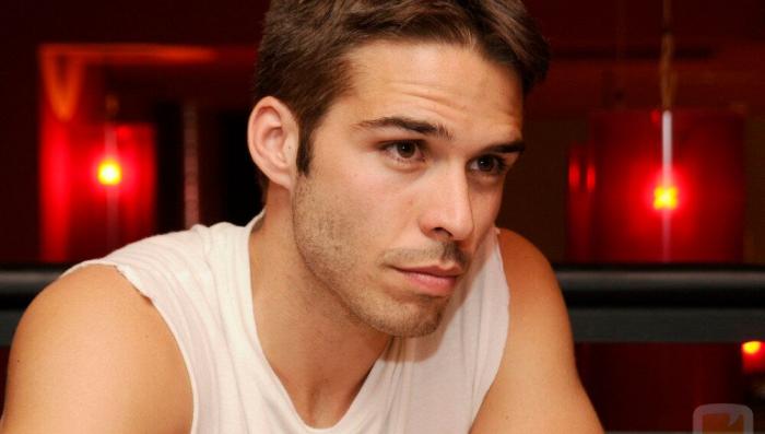 El percance de Angy Fernández que le ha amargado la alegría por 'Física o Química: El Reencuentro'