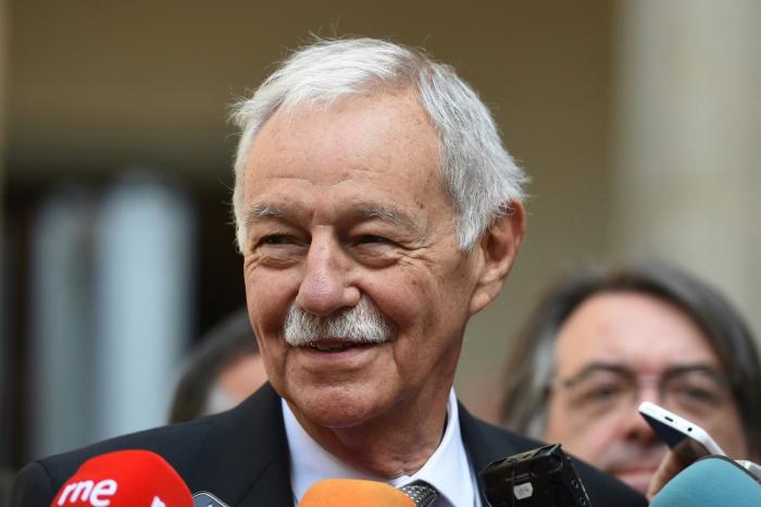 Ida Vitale rompe el protocolo en el Cervantes: "Mi candidato era Vila-Matas"