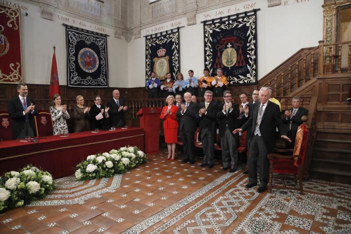 Ida Vitale rompe el protocolo en el Cervantes: "Mi candidato era Vila-Matas"